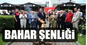 EREĞLİ\'DE BAHAR ŞENLİĞİ DÜZENLEDNDİ