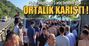 PLAJLAR BÖLGESİNDE 5 ARAÇ BİRBİRİNE GİRDİ